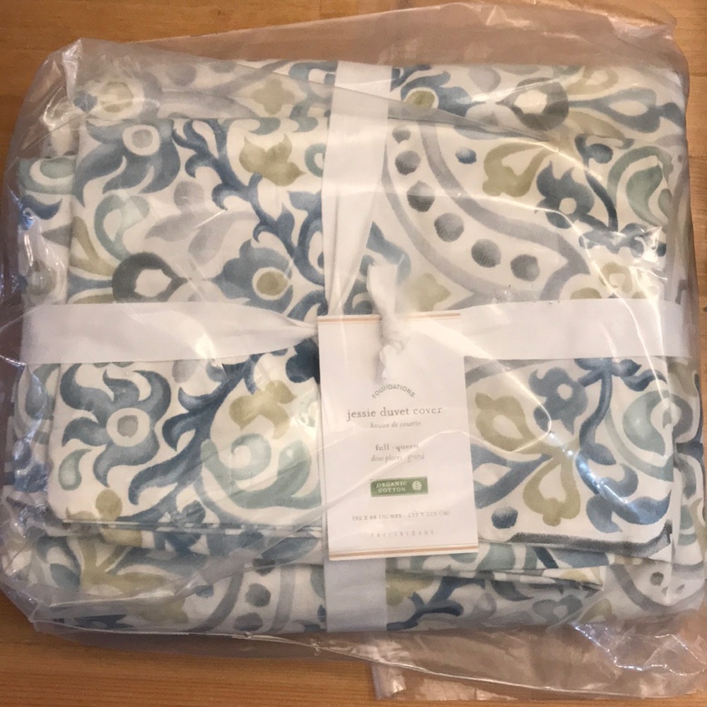 Pottery Barn Jessie Duvet cover full/queen